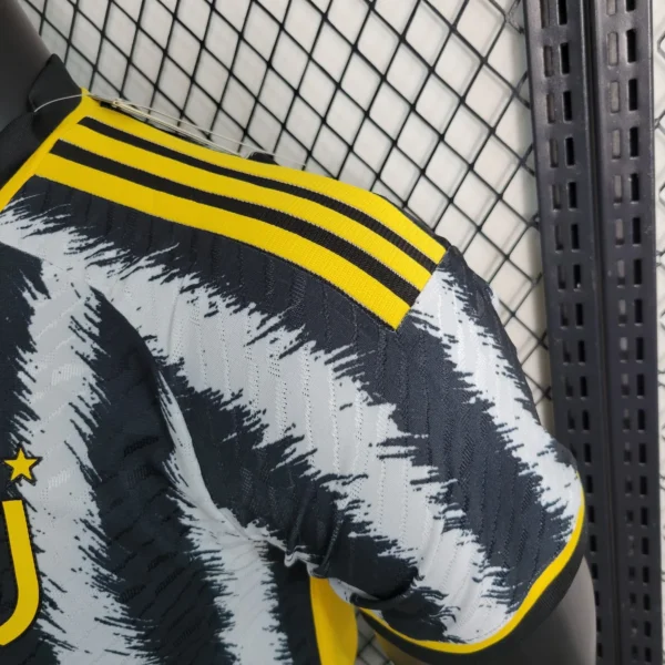 Camiseta Juventus 23/24 (1ª Equipación) - Image 3